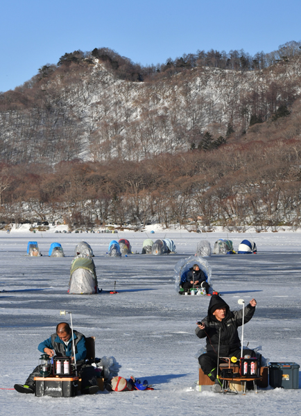 赤城 大沼 ワカサギ 氷上ワカサギ釣り 赤城大沼