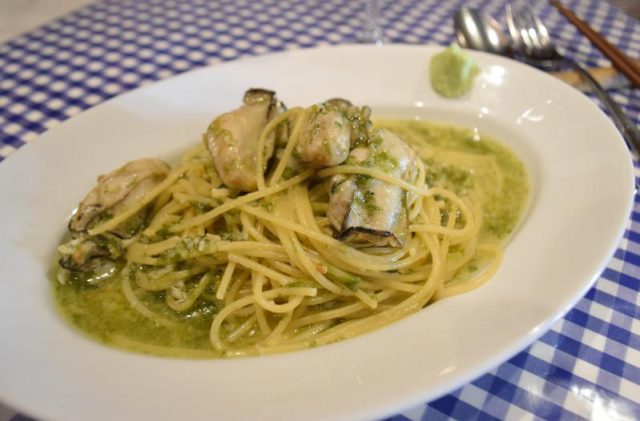 つまみ感覚 ワイン進む カキと生のりの塩パスタ バルｄｅ日光里 宇都宮 きたかんナビ